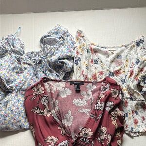 Floral blouse/dress bundle.  Brands include Japna, Forever 21 and Self Esteem.
